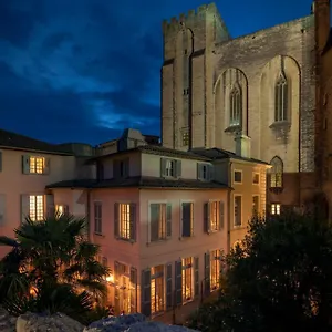 ***** Hotel La Mirande France
